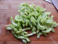 特色美食苦瓜炒鸡蛋做法图解4)
