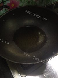 诱人的红烧鸡爪做法图解2)
