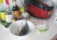 滋补的鲫鱼豆腐汤做法图解1)