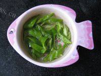 简单的清炒豆角做法图解3)
