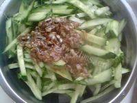 家常菜凉粉拌黄瓜
