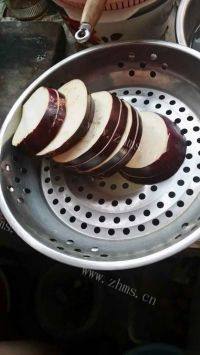 简易的煎茄盒做法图解2)