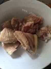 美味的咖喱薯仔焖鸡亦做法图解1)