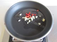 青椒炒土豆片做法图解2)