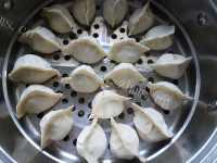 人间美味般的白菜蒸饺做法图解13)