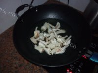 美味的麻辣酱汁鸡脚做法图解2)