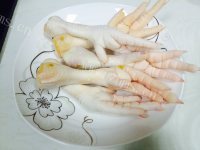 美味的酱鸡爪做法图解1)