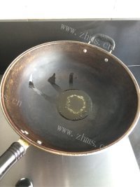 好吃的椒盐鸡大腿骨做法图解9)