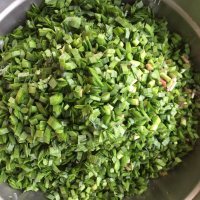 色香味俱全的韭菜盒子做法图解3)