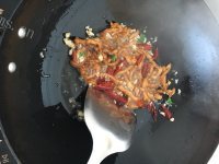 肉家常丝炒雪菜做法图解4)