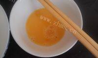 口感丰厚的西红柿蛋花汤做法图解3)