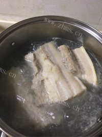 记忆中的红烧肉做法图解1)