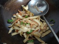 简单的炒饺子皮