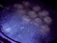 美味的冬瓜丸子汤做法图解7)
