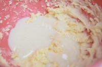自炼乳饼干做法图解3)