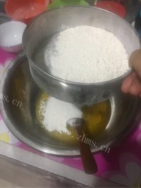 香喷喷的玛格丽特饼干做法图解4)