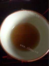 一个人的葱油饼做法图解4)