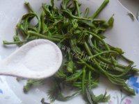 「DIY美食」香椿拌豆腐做法图解2)