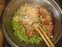 芹菜肉水饺做法图解5)
