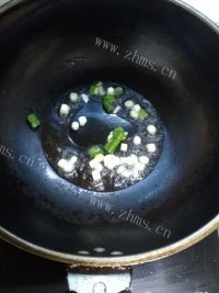 家常菜丝瓜炒花蛤做法图解3)