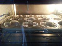 好吃的「手工美食」香蕉马芬蛋糕做法图解7)