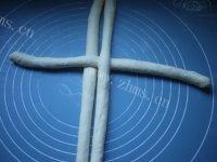美味的绣球面包做法图解9)