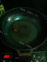 家常菜肉末烧茄子做法图解8)