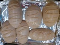 珍馐美味的毛毛虫面包做法图解8)