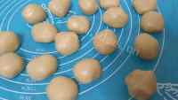 自制豆沙月饼做法图解6)