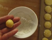 自制椰蓉饼干做法图解6)