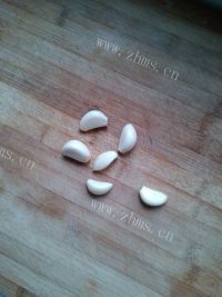 家常菜蒜蓉油麦菜做法图解2)