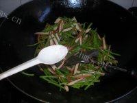 家常芦蒿苔炒香干