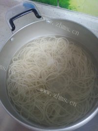 美味的拌面做法图解1)