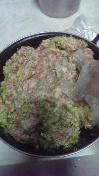 自己做的菜肉大馄饨做法图解6)