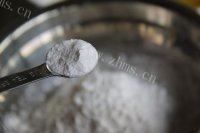 很有食欲的蔓越莓麦芬蛋糕做法图解7)