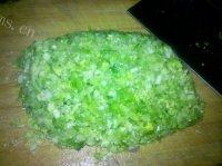 自己做的芹菜饺子做法图解3)