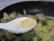 葱香土豆做法图解7)