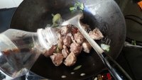 美味的红烧鸭腿做法图解7)