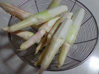 家常菜素烧茭白做法图解1)