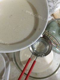 自制紫薯冰皮月饼做法图解5)