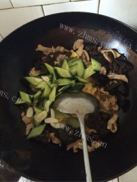 鲜美可口木须肉做法图解7)