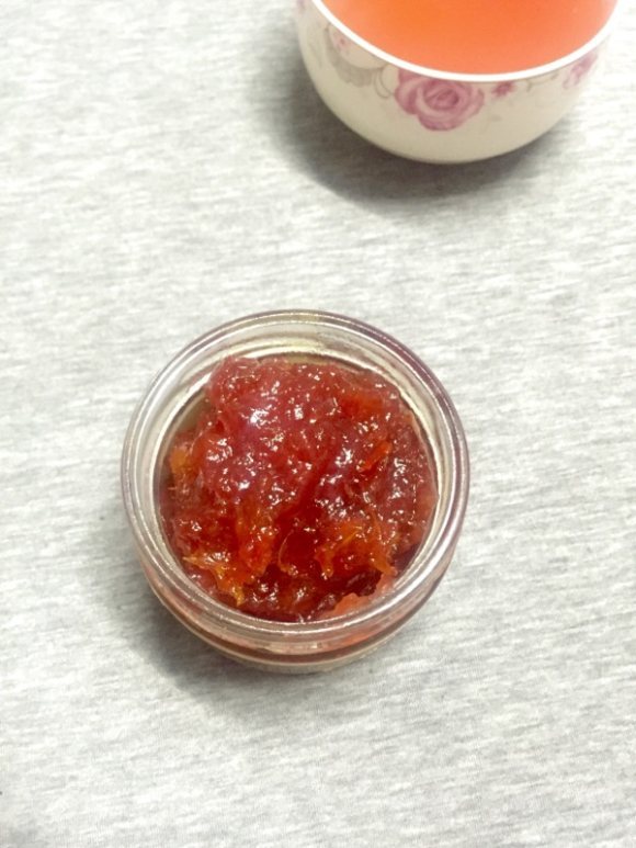 色泽鲜亮的山楂酱