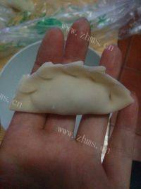 自己做的芹菜水饺做法图解5)
