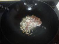 美味香菇肉末做法图解4)