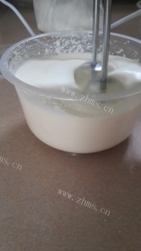 美味的自制冰淇淋做法图解5)