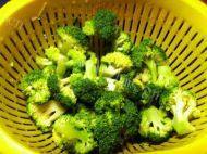 喷香的蒜香西兰花做法图解2)