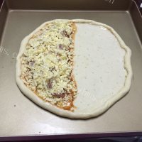 自制双拼披萨做法图解3)