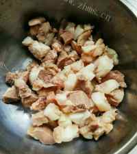 美味红烧羊肉烩饭做法图解4)