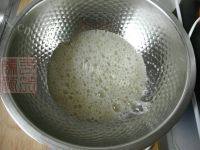自制葡萄干戚风蛋糕做法图解2)
