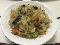 美味的炒粉干